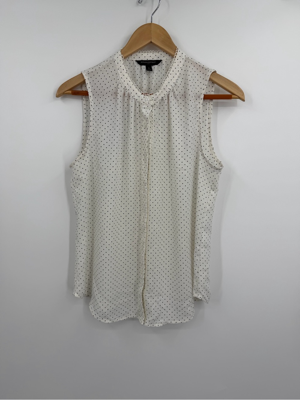 Banana Republic Polka Dot Sleeveless Blouse Women's Small White Lace Trim